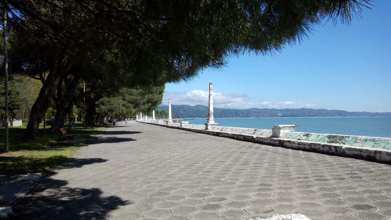 Alan Ξενοδοχείο Σουχούμι Εξωτερικό φωτογραφία