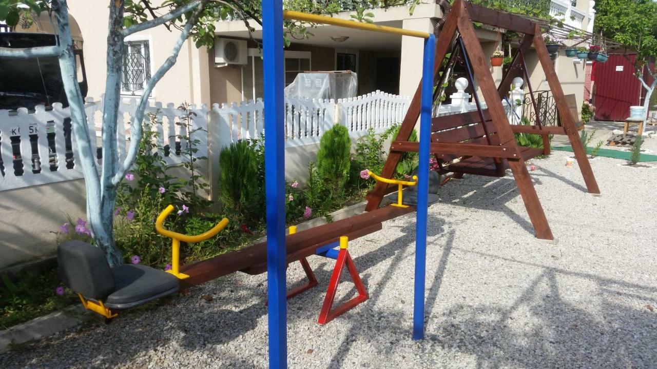 Alan Ξενοδοχείο Σουχούμι Εξωτερικό φωτογραφία